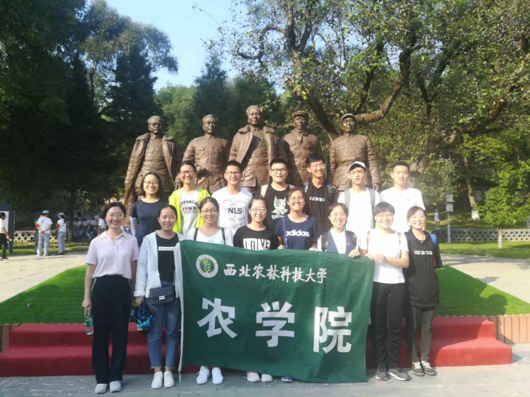 早安太空 · 网罗天下 | 双军人夫妻，同立三等功